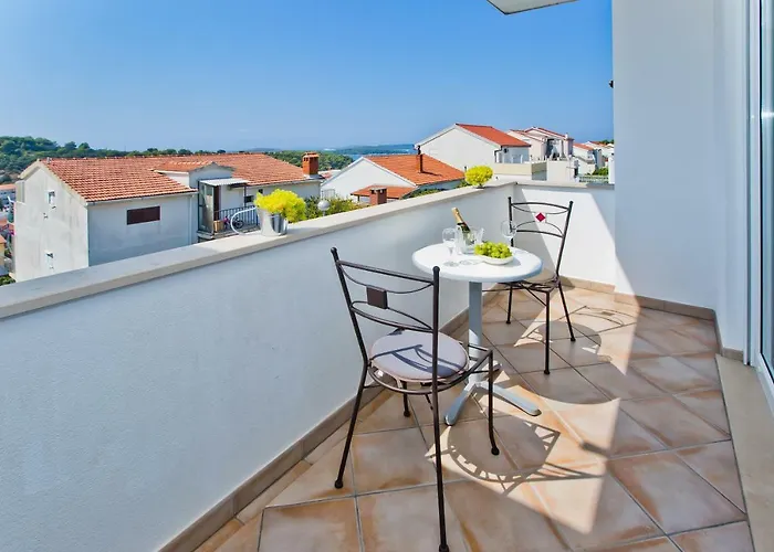 Hvar 8 Min To The Daire