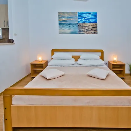 Hvar 8 Min To The Appartement