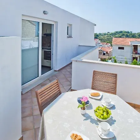 Hvar 8 Min To The Appartement