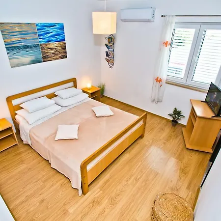 Hvar 8 Min To The Appartement