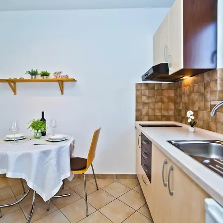 Апартаменти Hvar 8 Min To The Хвар