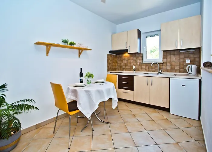 Hvar 8 Min To The Hvar Town