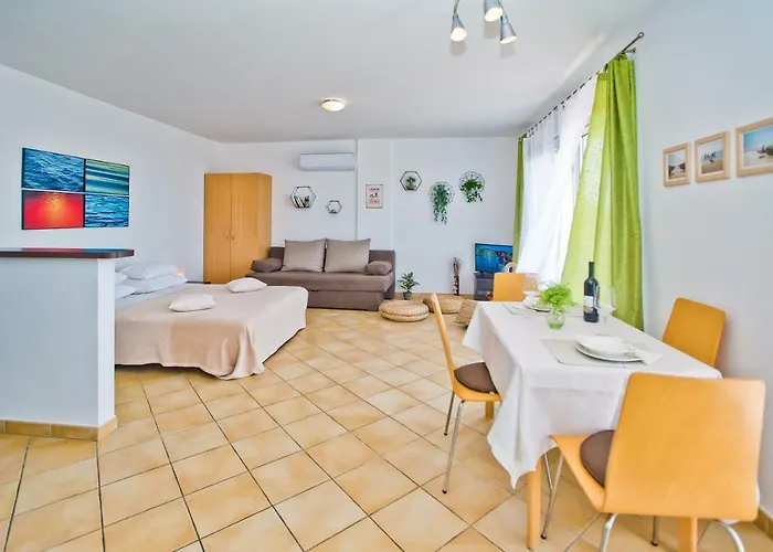 Hvar 8 Min To The Hvar Town