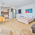 Apartment Hvar 8 Min To The *