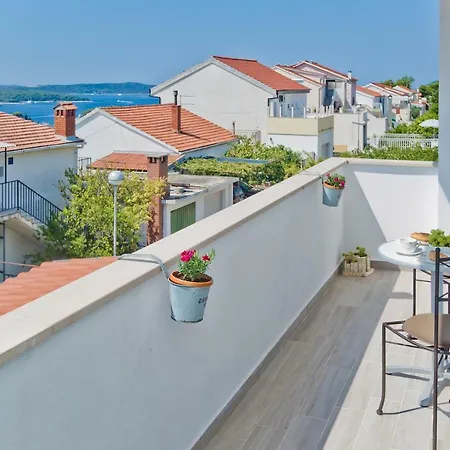 Hvar 8 Min To The * Hvar Town