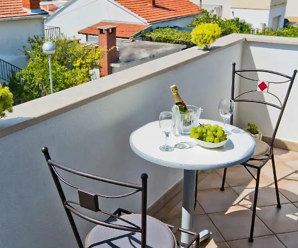 Apartment Hvar 8 Min To The