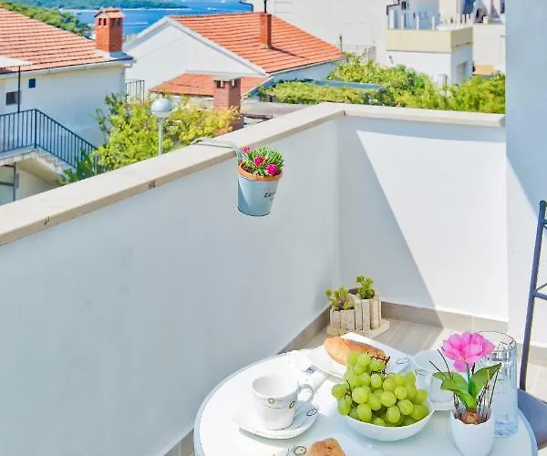 Hvar 8 Min To The Apartment Hvar Town